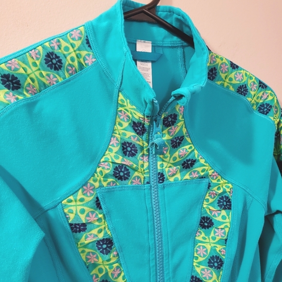 Ivivva Lululemon Girl Blue Floral Mesh Perfect Your Practice Full Zip Jacket 14 - Picture 2 of 6